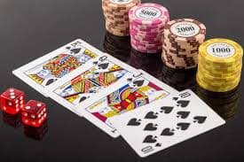 burmes99 Wave Money KBZPay AYA Pay MMK ငွေသွင်းပြီး ကတ်ဂိမ်းများ ကစားနေသောမြင်ကွင်း